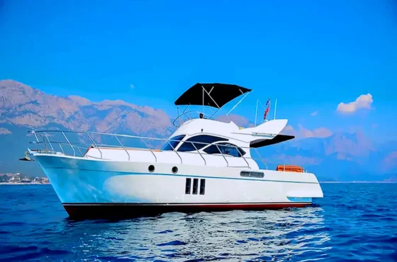 Морские прогулки на — частной Яхте в Кемере