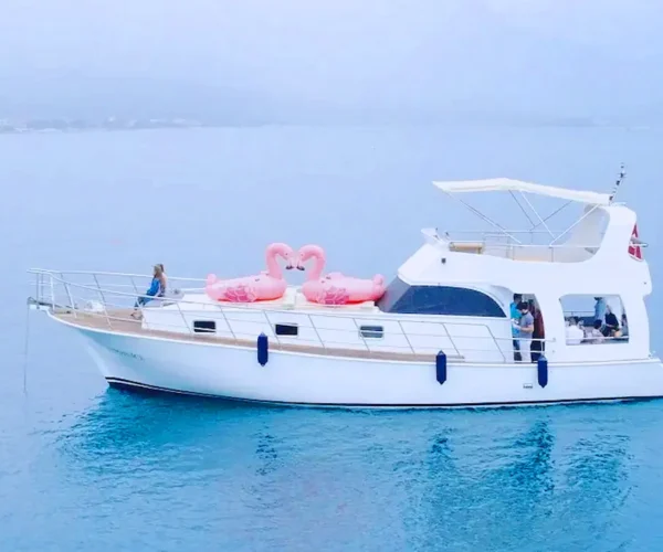 Аренда Яхты в Кемере — комфорт и Уют